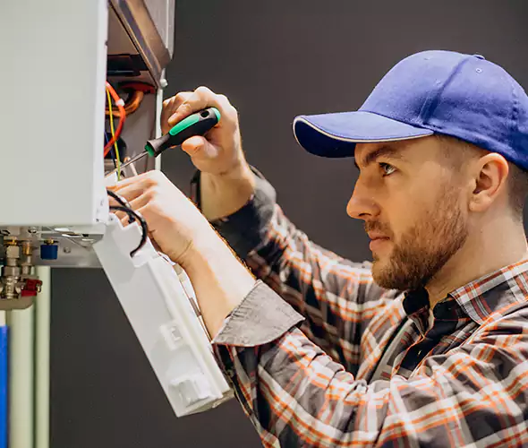 Expert Plumber for Tankless Water Heater Maintenance in Selden, NY: Schedule Professional Maintenance Services with Us