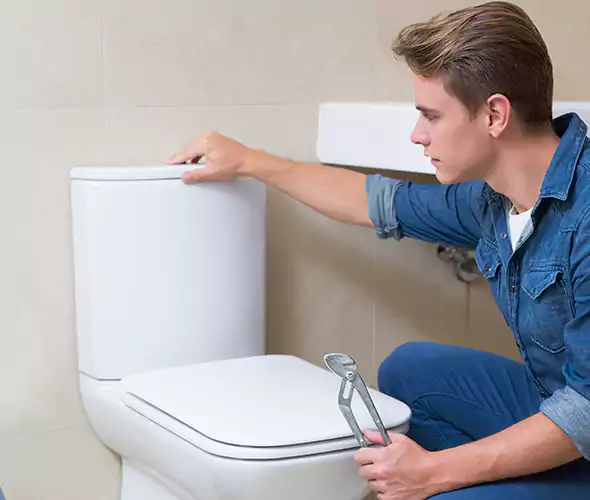Expert Plumber for Toilet Replacement in Selden, NY: Schedule Affordable Toilet Replacement Services with Us