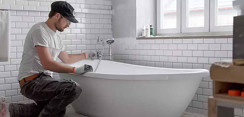 Bathtub Faucet Replacement in Selden