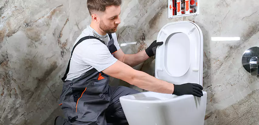 Urinal Installation in Selden